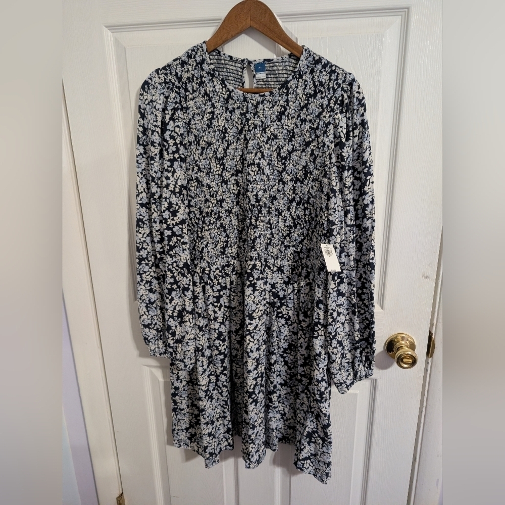 New Old Navy Womens Dress Blue Floral Smocked Long Sleeve Size XL NWT